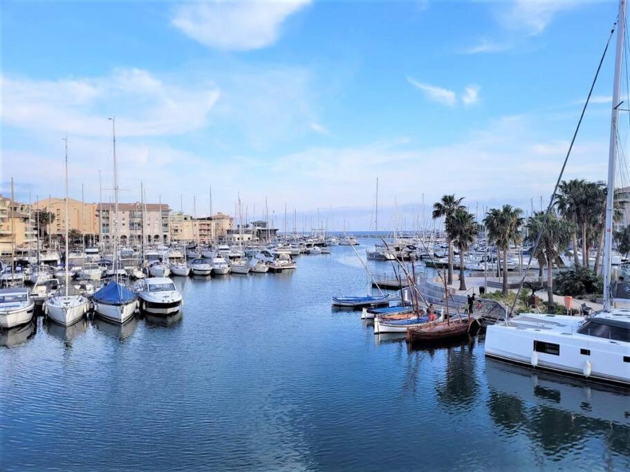 شقة Frejus, Studio, 100 M De La Plage-Port Fréjus المظهر الخارجي الصورة